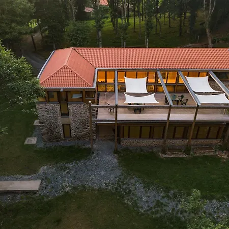 בית כפרי Abeiro Da Loba *