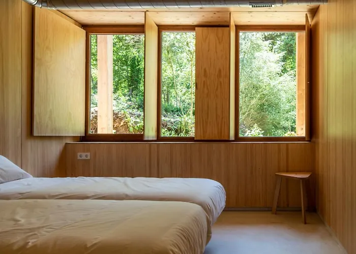 Abeiro Da Loba * Madelos